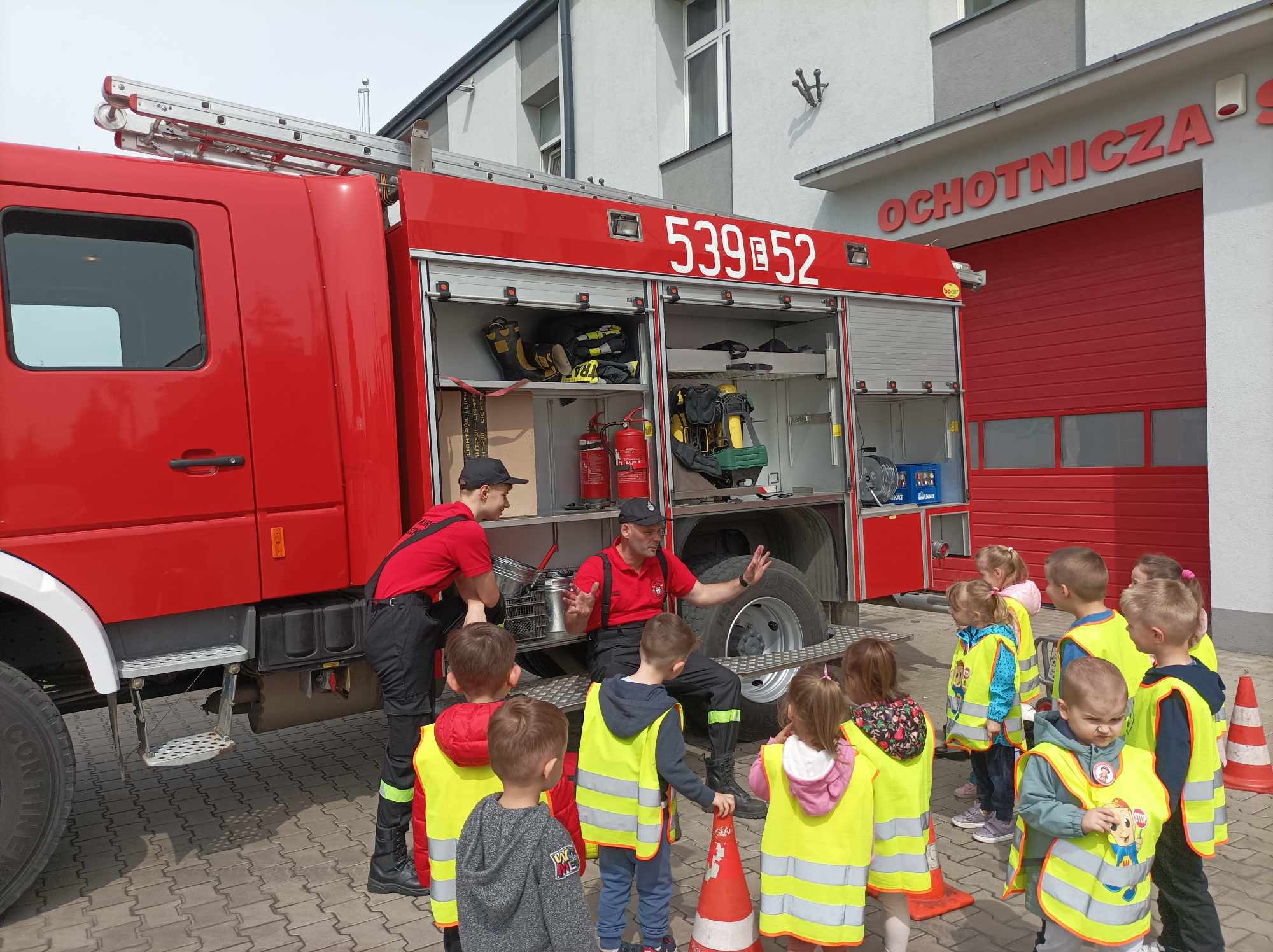 788e7f18 d766 49f0 b017 bbc27e94bf26